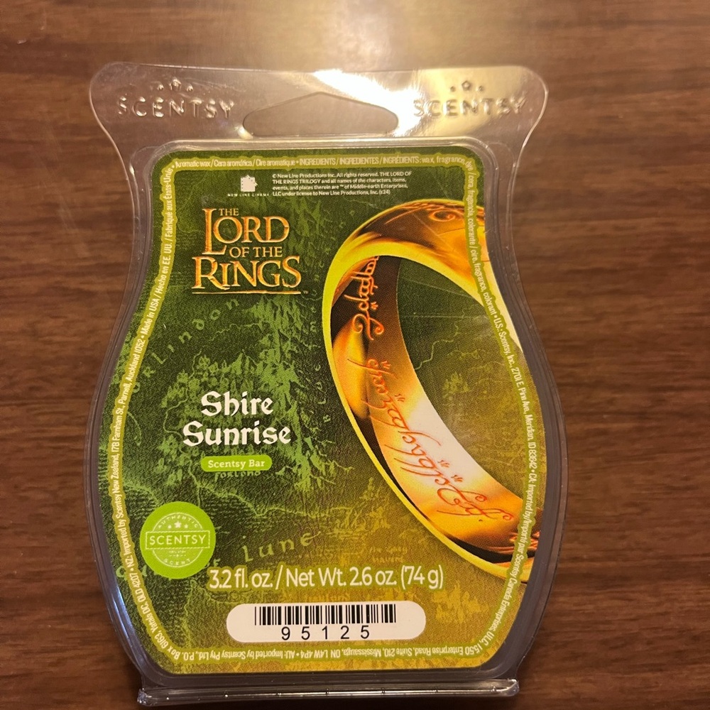 Scentsy Shire Sunrise Bar with Green and Gold